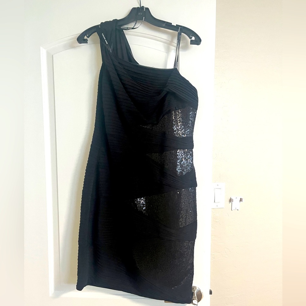 Tadashi Shoji mini dress